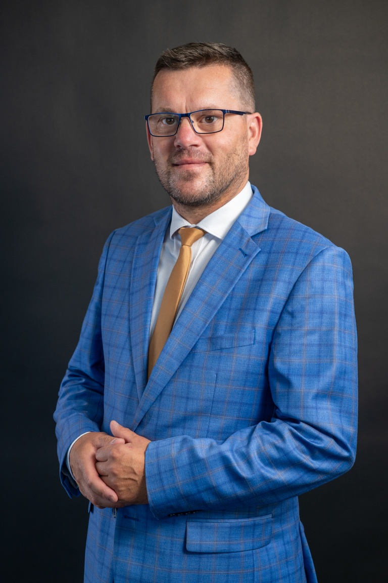 Miroslav CHUPÁČ