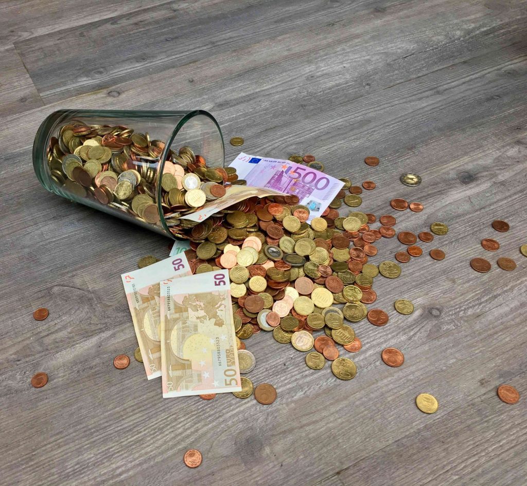 Refinancovanie. Je lepšie znížiť si splátku či skrátiť splatnosť? Refinancovanie. Je lepšie znížiť si splátku či skrátiť splatnosť?
